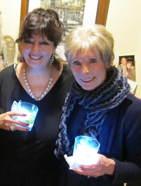 thesom7's tweet photo. The Holiday cheers shines at Angela's @acstudio9 Holiday party with Charmian @charmiancarr #thesoundofmusic #RNH_Org http://t.co/n9vldgVdGY