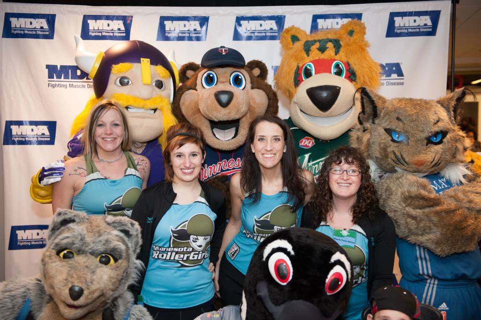 MuscleTeamMN's tweet photo. @MNRG Great to have you ladies be a part of the 2014 #MDAMuscleteam #Thanks &amp; #HappyHolidays  http://t.co/6UR9X3ySMR http://t.co/X8Sft428Oh