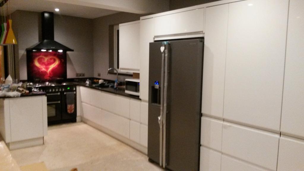 tsmithkitchens's tweet photo. #jprofile #tallbank #doubledrawer #granite http://t.co/kO6ntt0vQX