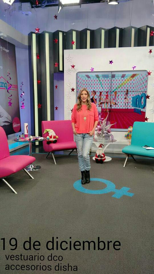 UnoenCasa_'s tweet photo. viernes 19|12|14 vestuario deportivo y casual de #DCO y accesorios #DISHA! Una pinta fresca para sentirse cómoda. http://t.co/DWbe1kWgBY