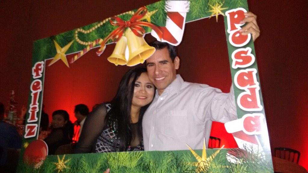 FotoNaries's tweet photo. Cerrando muy bien #Posada2014 @Dan_lares http://t.co/ude0zZdWtE