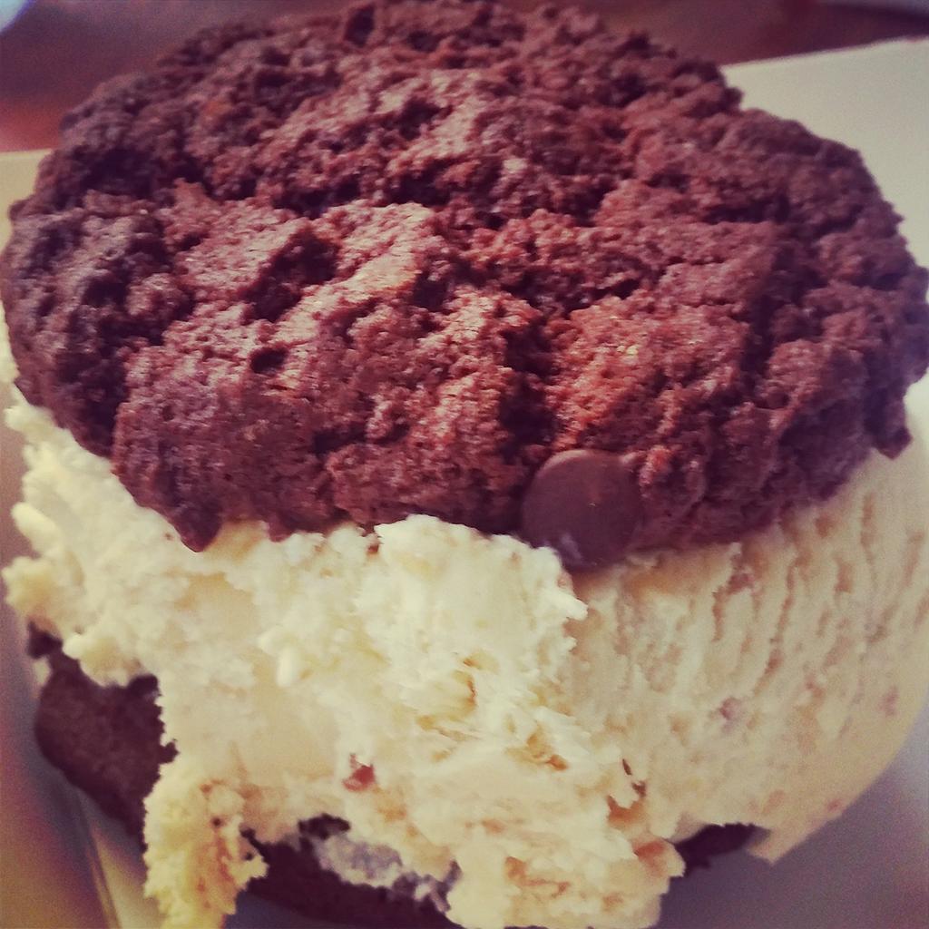 11am-3pm Preston Market today bring your bestie for an ice cream sanga and get a cookie FREE when you mention this..