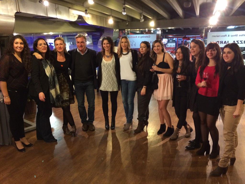 Cena de Navidad con <a href="/CSainz_oficial/">Carlos Sainz</a> y todo el equipo !