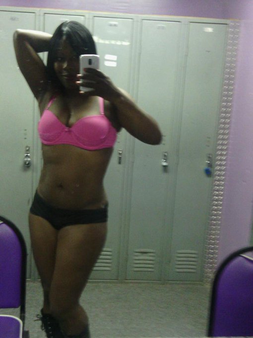 Sammi Ross’s pics and videos