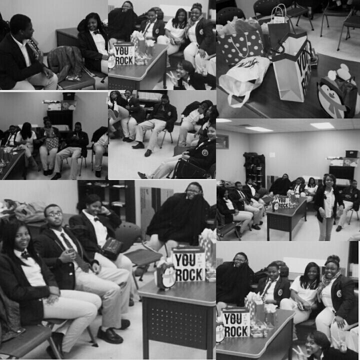 G9Advisory's tweet photo. Had such a great time with you all today ♥♥♥♥ #TisTheSeason ♥♥♥ http://t.co/bdtbLVC4aR