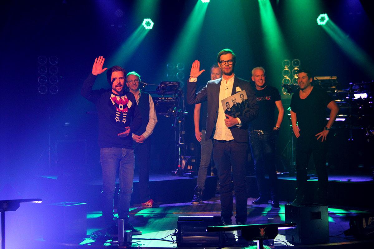 expertefueralle's tweet photo. Vielen Dank an Scooter für diese besinnliche Weihnachtsperformance und euch vielen Dank für's Zuschauen. #HalliGalli http://t.co/0jMAPV9Wrp