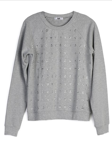 PaigeDenim's tweet photo. Festive without trying too hard... Shop the Pauline Sweatshirt: http://t.co/ZbWRhRzL91 http://t.co/rJt176qyK8