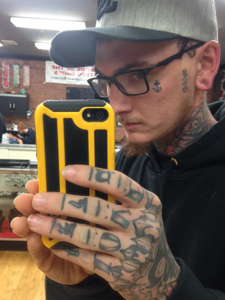slumericanjeff's tweet photo. Peeking on the God http://t.co/QoCe7Bgx0E