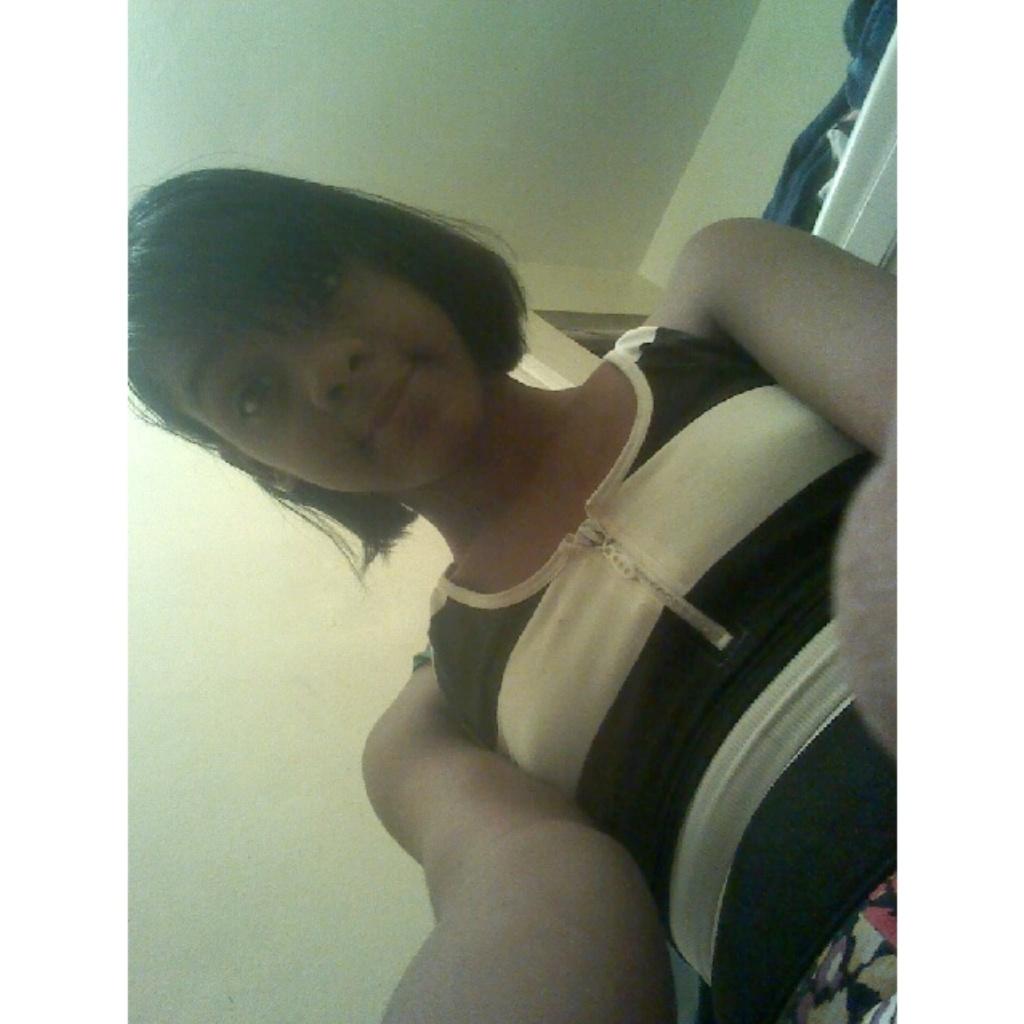 RoselisDuverge's tweet photo. Un lunes #decri #chilling http://t.co/ed9yZynURN