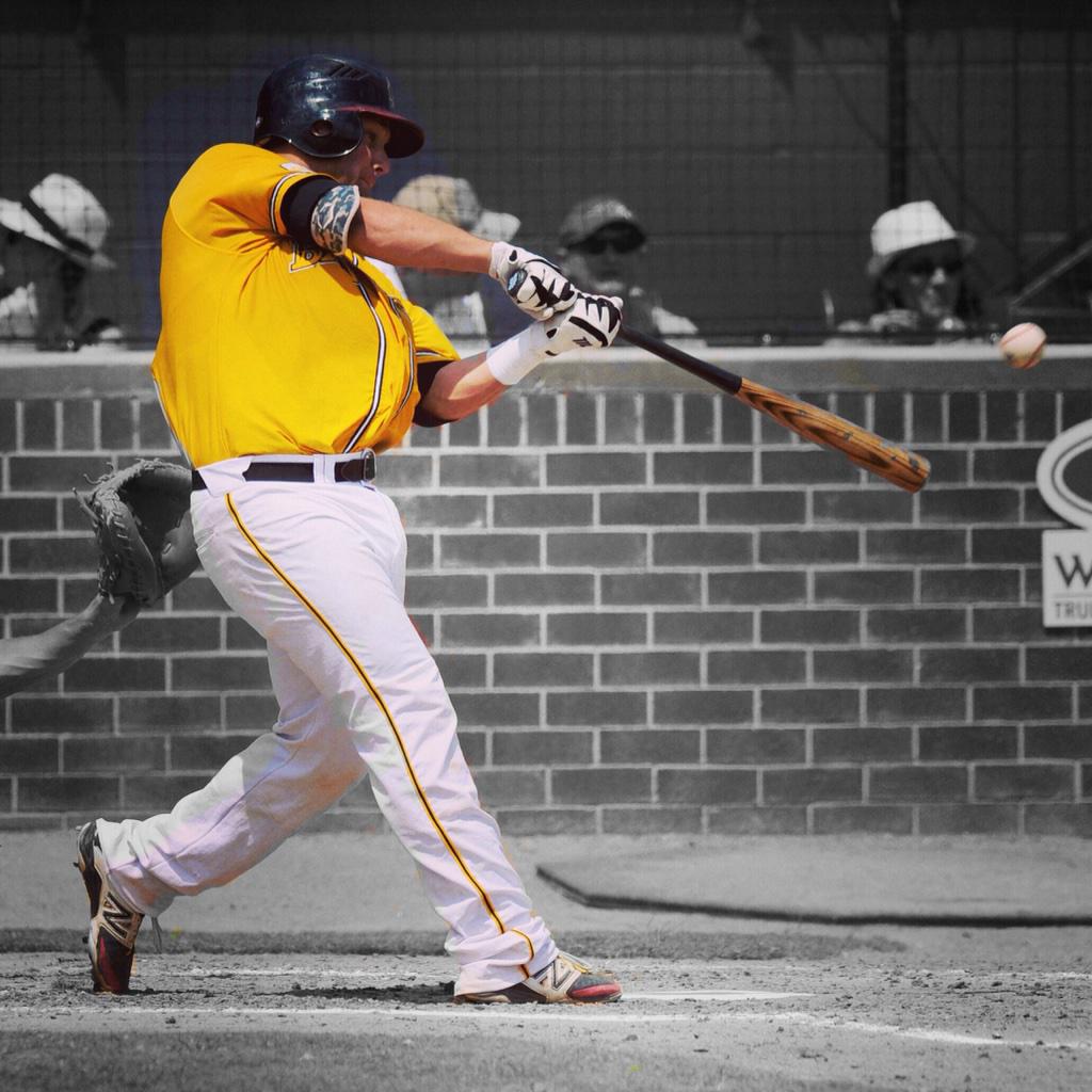 8_Maxx's tweet photo. #ZingerBomb number 5 #DownUnda...if you aren't already swinging @zingerbats you should probably start! #ZingerTeam http://t.co/USuz2QVRHY