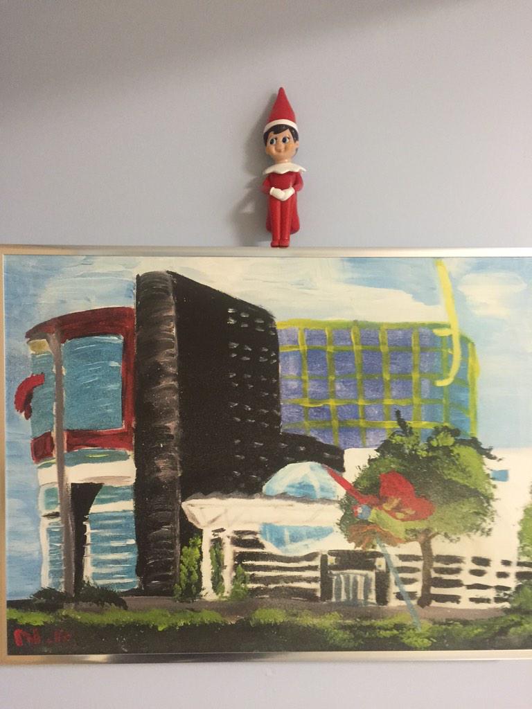 ctchildrens's tweet photo. Dex stopped by the Pediatric ICU today to spy on our friends there! Did you see him? #FindDex http://t.co/lR3gYkRV5K