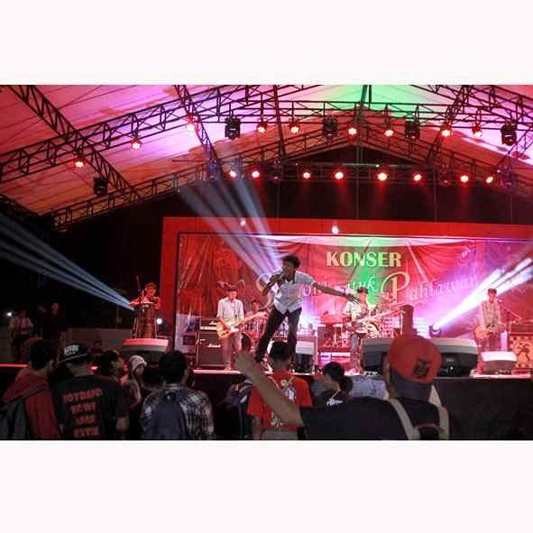 Open booking <a href="/BIGsmile_id/">BIGSMILE_official</a> for your the best event. Contact Person: Irene 513B3292 <a href="/AcaraReggae_/">ACARA REGGAE !!</a> <a href="/InfoPensi/">INFO PENSI</a> #RETWEED