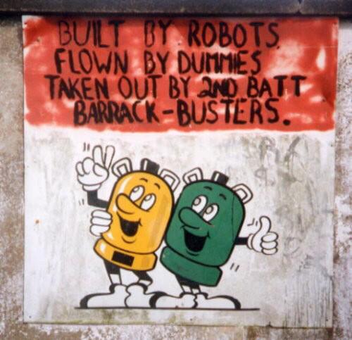 PaulTyredagh81's tweet photo. “@RillaGuerrilla: #BarrackBusters #2ndBatt #IRA http://t.co/k0tvERERFv” A very old mural. Rare to see it.