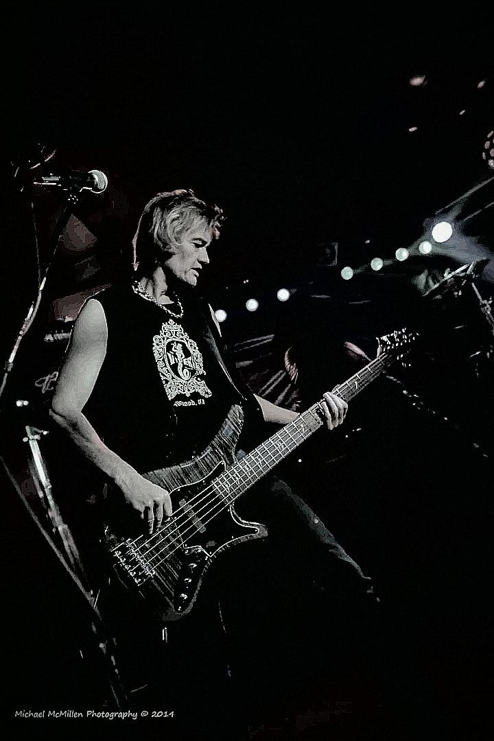 TheBulletBoys's tweet photo. @sduncandrums @NickRozz @MarqTorien @AaronSampson #BulletBoys #Roadwarriors #Realdeal #LosAngelus #SoCal #XmasTour http://t.co/TAcQTTLfDr