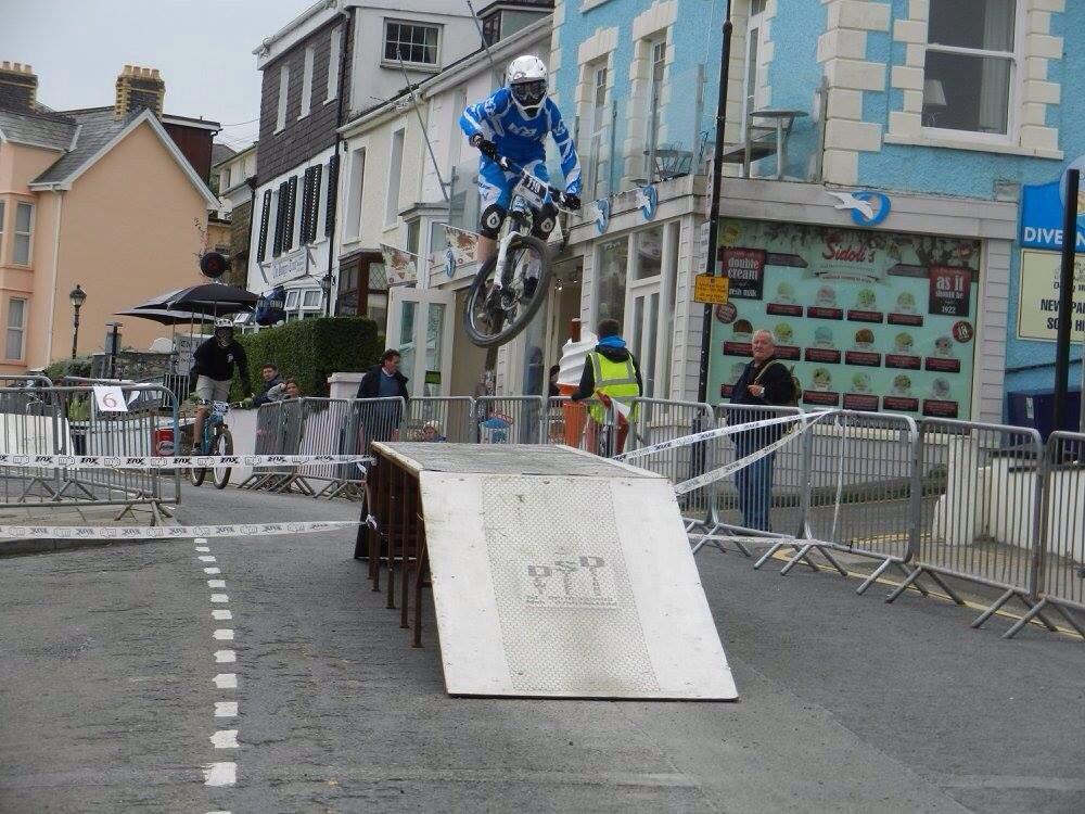 SSaycell's tweet photo. Send it #newquay #downhill #mijracing #newquaydownhll http://t.co/OzM0YBrmxd