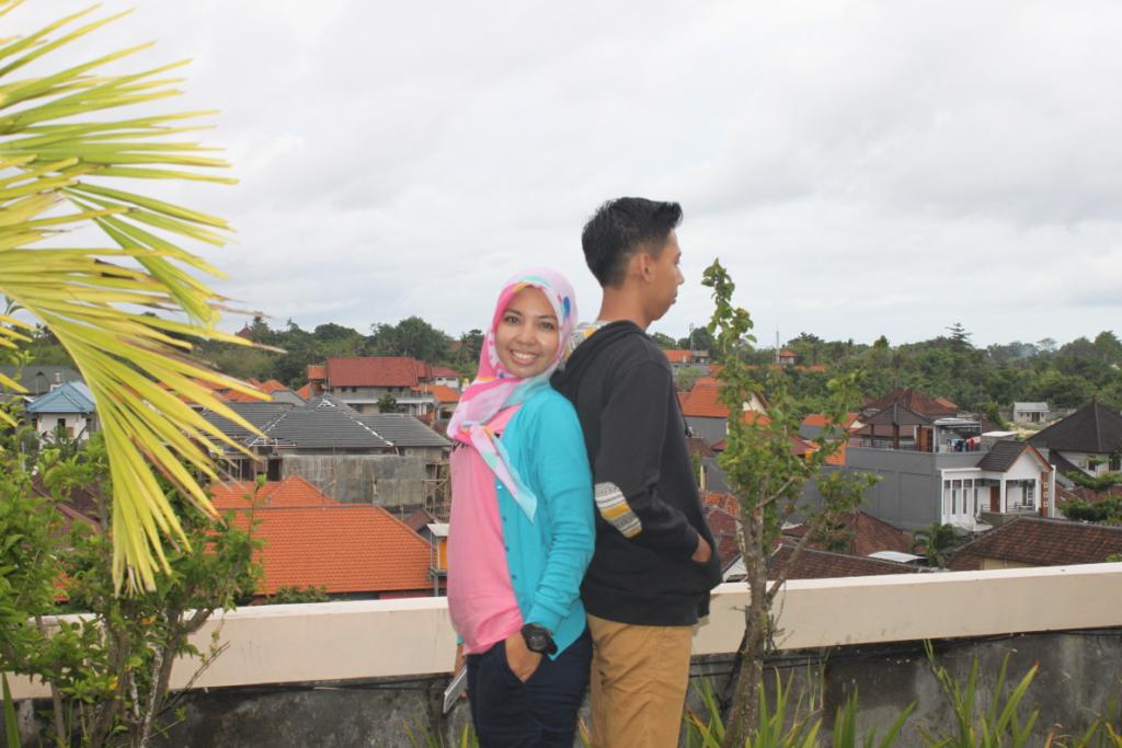 expotenre's tweet photo. betapaa so sweetnya temen kita ini @farreliansyah , udah gede ya sekarang wkwk. buat kenangan sekolah @SMANde_lapan http://t.co/AZCKeJdsJF
