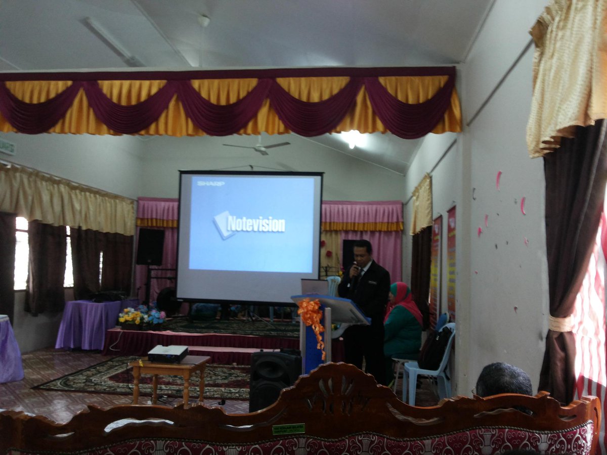 cnc_jerantut's tweet photo. Sekitar Sambutan Hari Inovasi Peringkat Klinik Cure &amp; Care Jerantut.Tahiah kpd semua penerima anugerah @AADKMalaysia http://t.co/ZTnxW6APsU