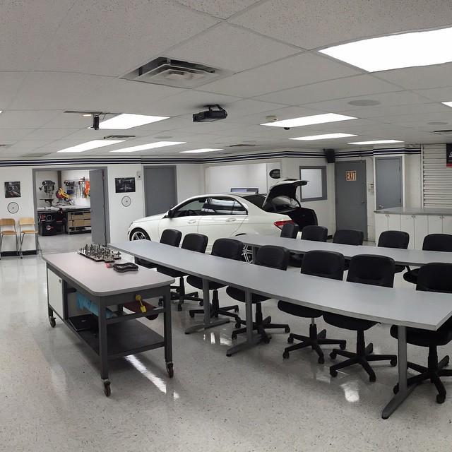 12voltronics's tweet image. The Best Car Audio:Our shop... #MobileSolutionsTraining #msfabtech #caraudiofab #caraudio #custombuilt #customint...