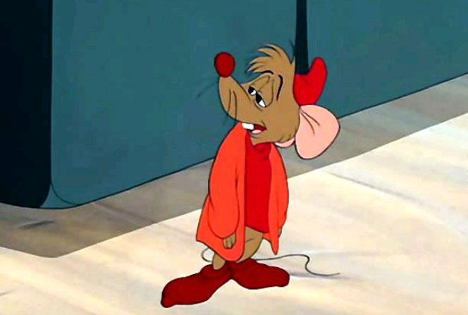 afbryde forråde omhyggelig Berlingske a Twitter: "»Stakkels Askepot,« siger musen. Svenskerne er  enige: Disney's juleshow er kønsdiskriminerende http://t.co/hfrO6zWrYf  http://t.co/1QHj38wDtk" / Twitter