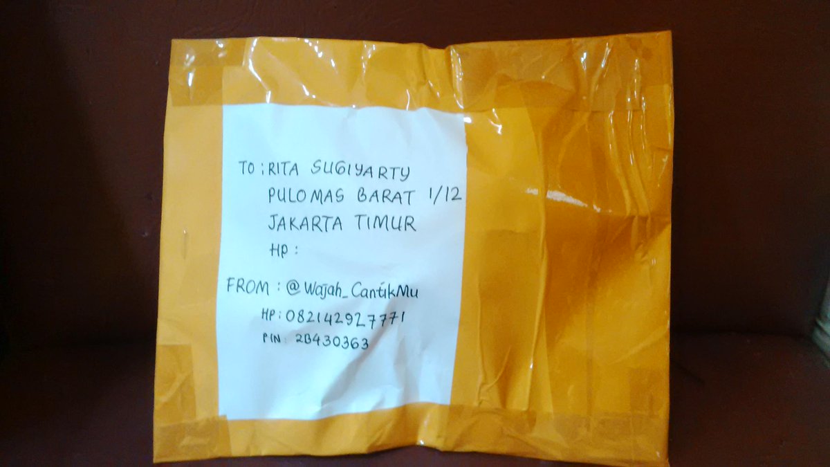 Wajah_CantikMu's tweet photo. Paketan Masker Spriluna untuk pemakain 10 Hari siap di Kirim, ada lagi yg mau? Order Now : PIN 2B430363 http://t.co/7rpq3kp7Ns
