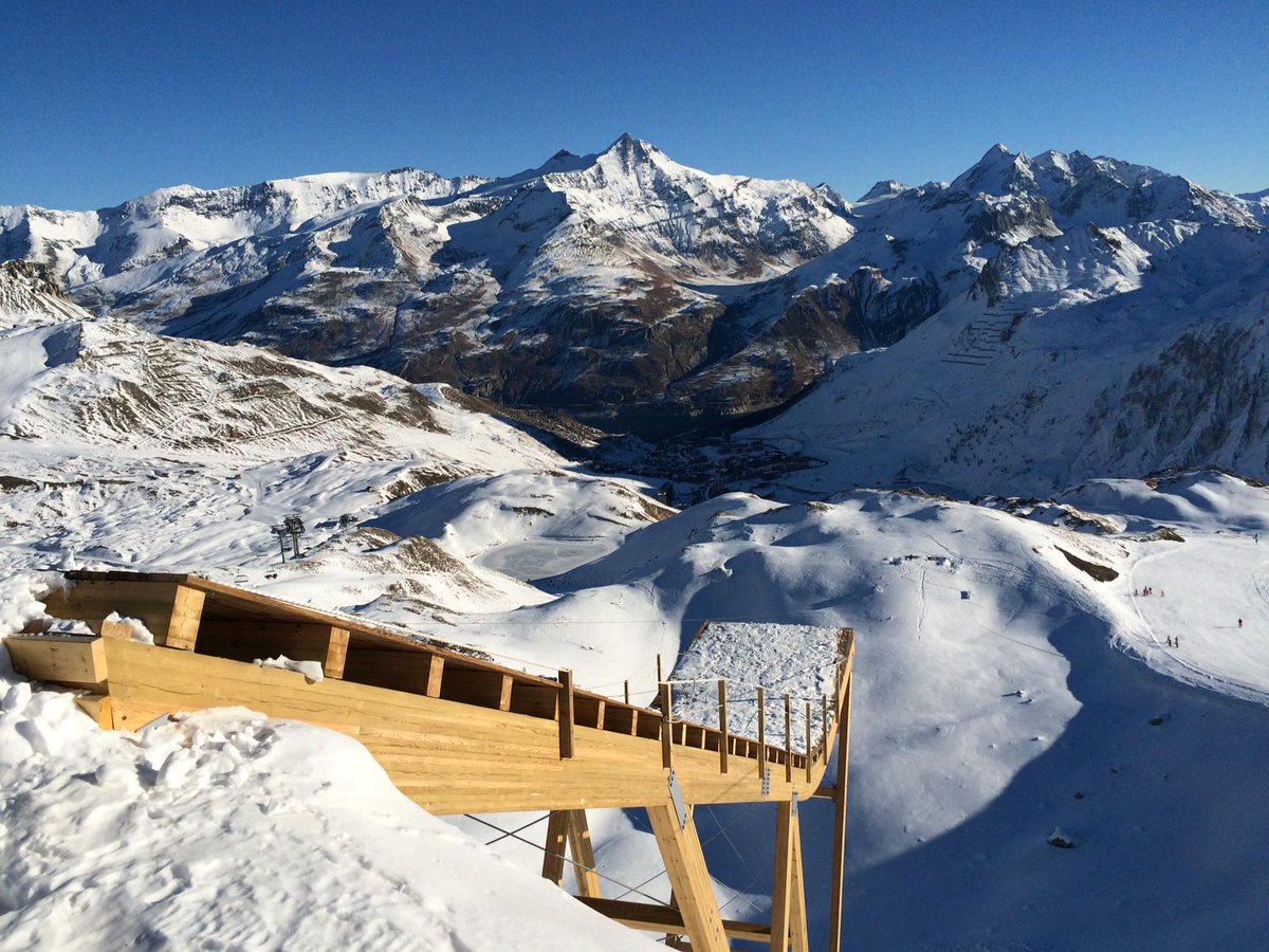 SkiAlpes's tweet photo. Une nouvelle activité à #Tignes envoyez vous en l'air tout l'hiver avec  #BunJRide :) #fun #extreme #sport http://t.co/Hutom6INXe