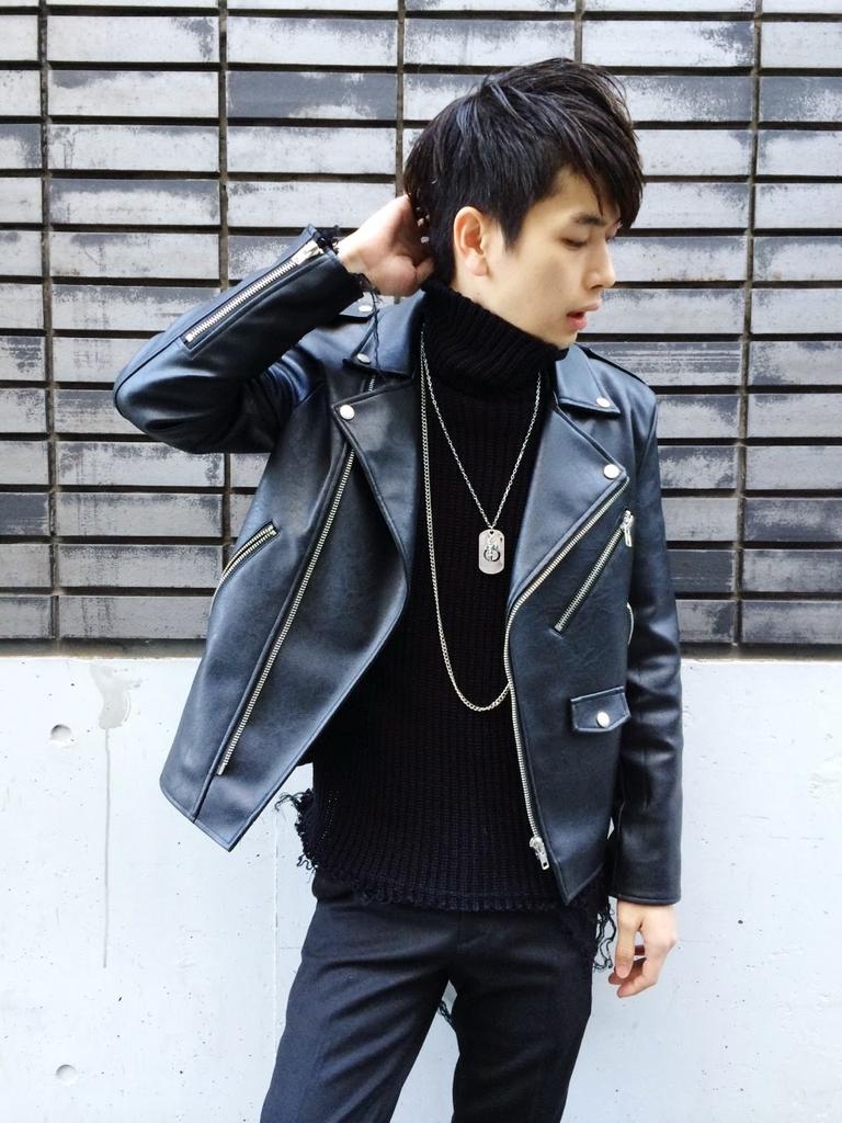 d_hosaka's tweet photo. イブイブみたいな言葉を何年ぶりかに発した日。はい、WEAR更新しました。http://t.co/wFJcrWmq2q http://t.co/Lhgx1YovsZ