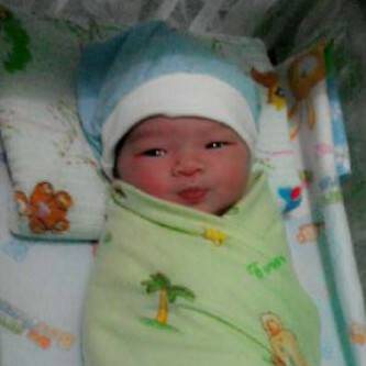 Selamat atas kelahiran putri pertama kak Yora Karina ;)