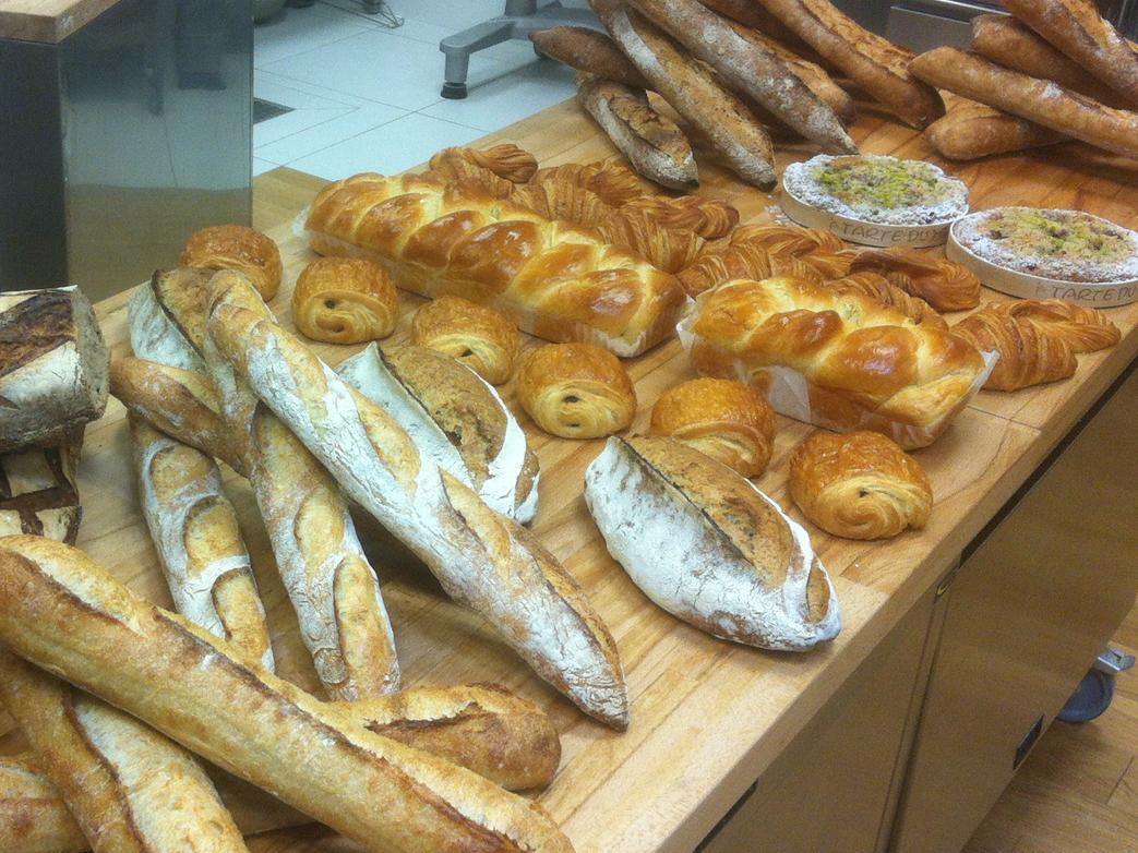 Als enige in heel Limburg vers  brood en banket op tweede kerstdag!
#lekkerversvanheerschap
