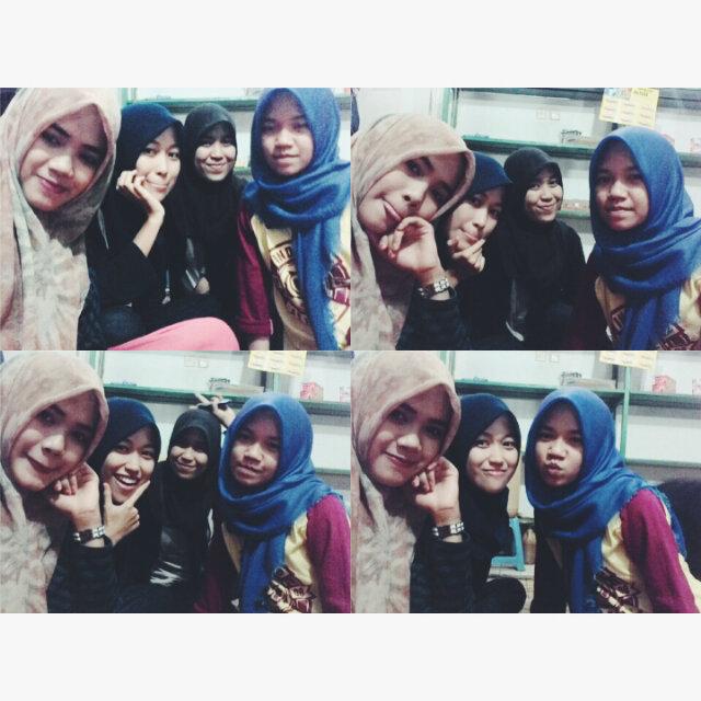 liafitrianngsh's tweet photo. Meet up centes with ciwik" centes @RisaRmd @riizkiamalia @AnggiChintiaw @DeviiAdriani {};* eyuk eyuk http://t.co/3DhHP1qeHQ