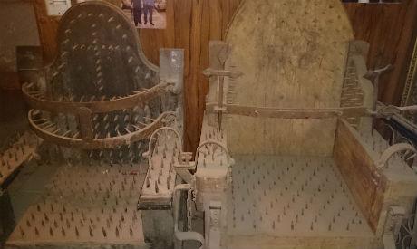 DrGamal's tweet image. أدوات #التعذيب فى تاريخ مصر #prthreads كرسى الشوى