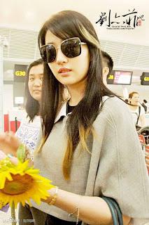 MeCrystalLiu's tweet photo. 💋 💋 💋 mhuahhh !!!! http://t.co/3eVzqm63FD