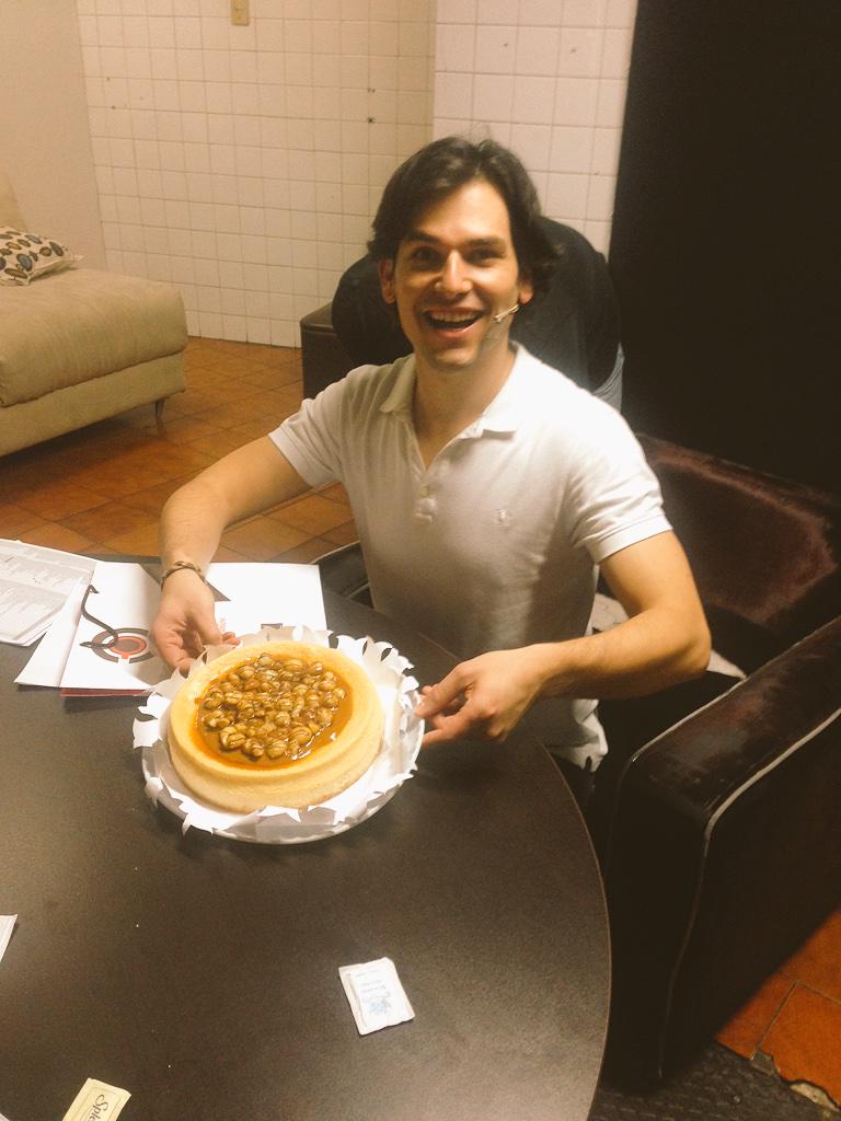 Happy birthday , Muchos Abrazos!!! 