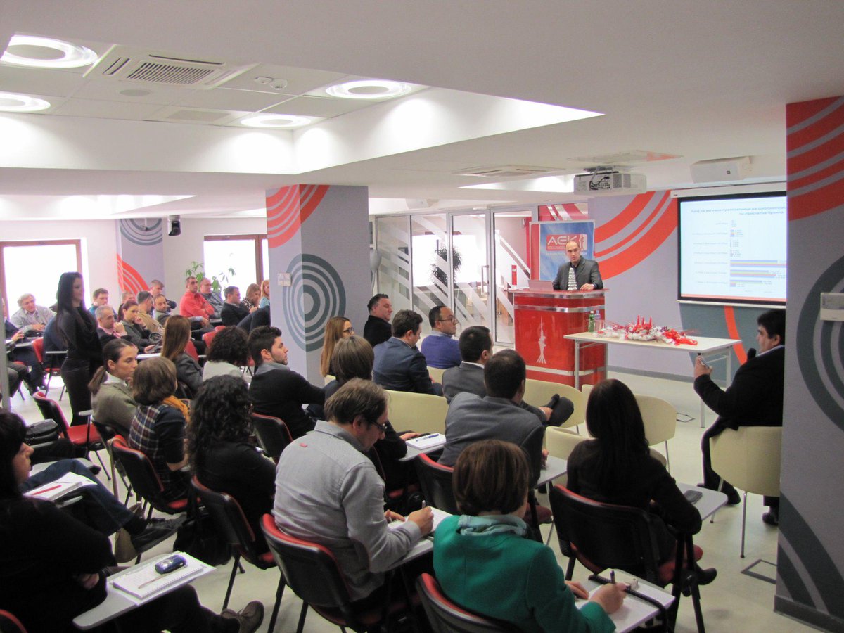 aecmk's tweet photo. 23.12.2014,  Во просториите на Агенцијата за електронски комуникации се одржа вториот јавен состанок за 2014 год. http://t.co/wMVd48JiET