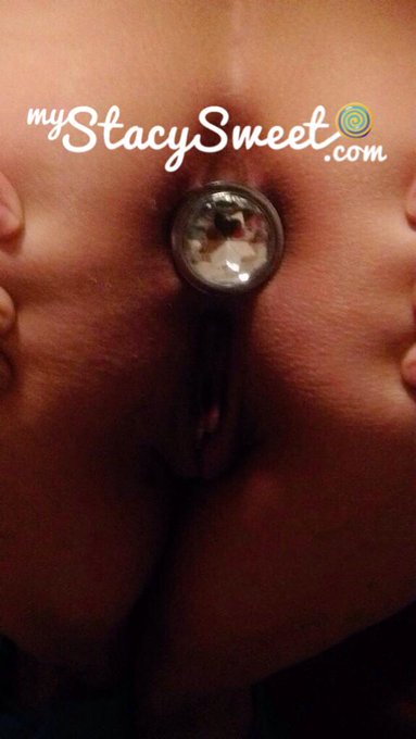 Stunty's making me wear this during christmas celebration with his family! Cant wait! #jewelbuttplug<a href="/tag/jewelbuttplug"class="tags"><span>#jewelbuttplug</span></a>