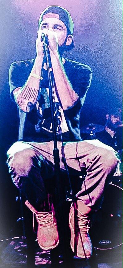 pdankqueen207's tweet photo. Finally able to edit some pics from #PDANKXMAS @spizzyspose http://t.co/jxAwEzOcX4