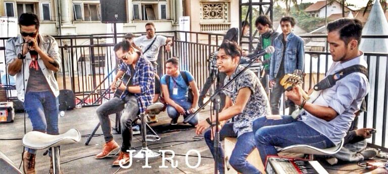JIRO_ID's tweet photo. JIRO on stage #LastPost @rama_manaf @opik_manaf @odealborneo @Faris_id @amatt_bass http://t.co/66OAXQTZ6c