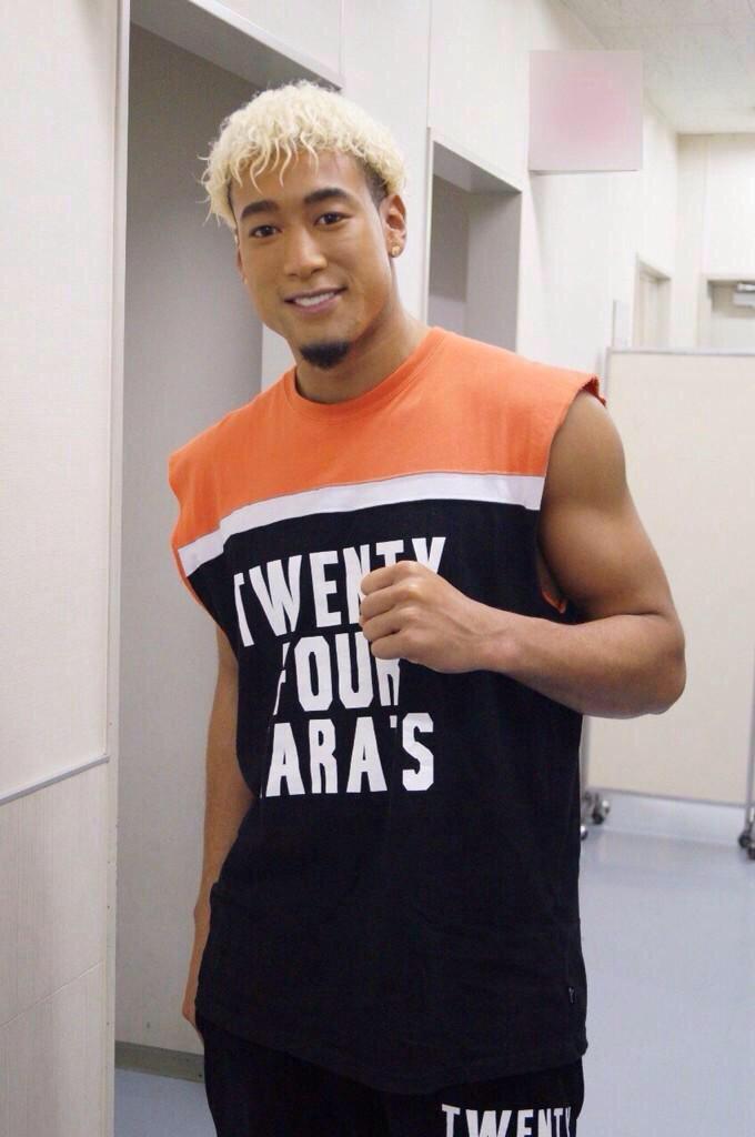 ninosuaba's tweet photo. え、メンディーいけめんでぃー http://t.co/6gct16w5uj