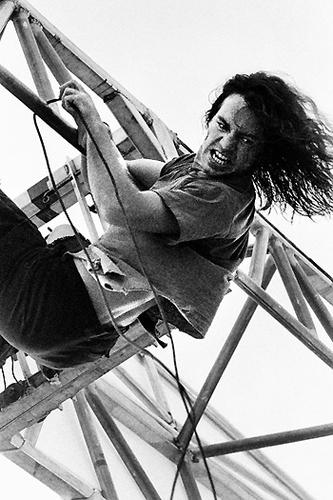Happy 50 Bday, Eddie Vedder! 