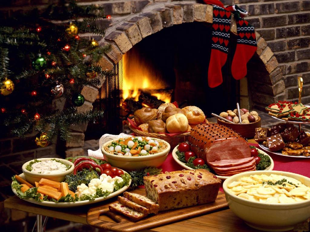 TrainerMikeJ's tweet photo. On diet til Feb. 26th but so excited for a cheat meal at my family Xmas #boofay, it's gonna be #Hindenburgening http://t.co/NBKPRTm10W
