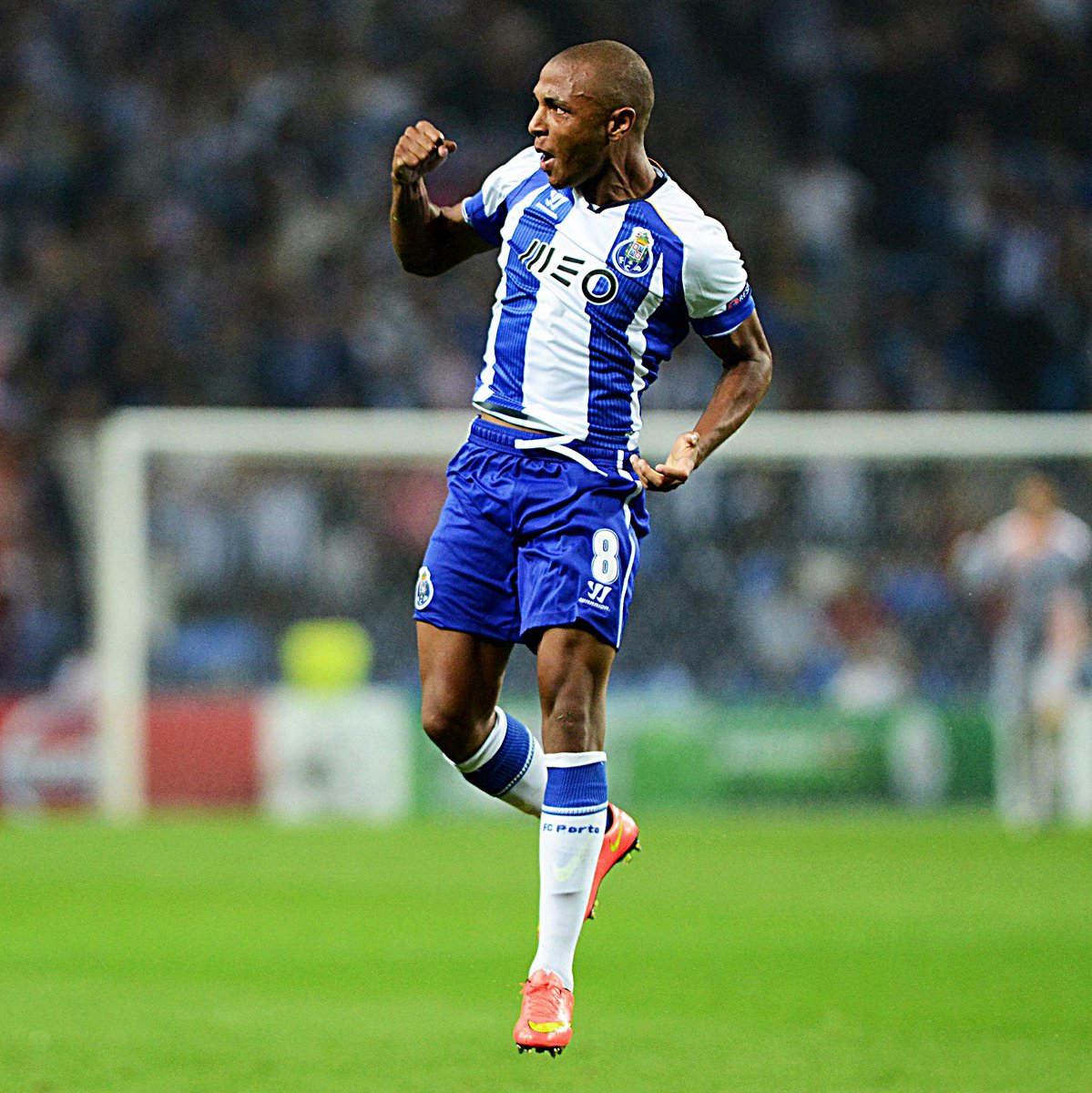 Fc Porto On Twitter E Vao Quatro Http T Co 1a0g1sp4j0 Four In The Bag Http T Co J1ovsd6mlk Fcporto Brahimi Algeria Ballondor Http T Co Isv9nhesv0