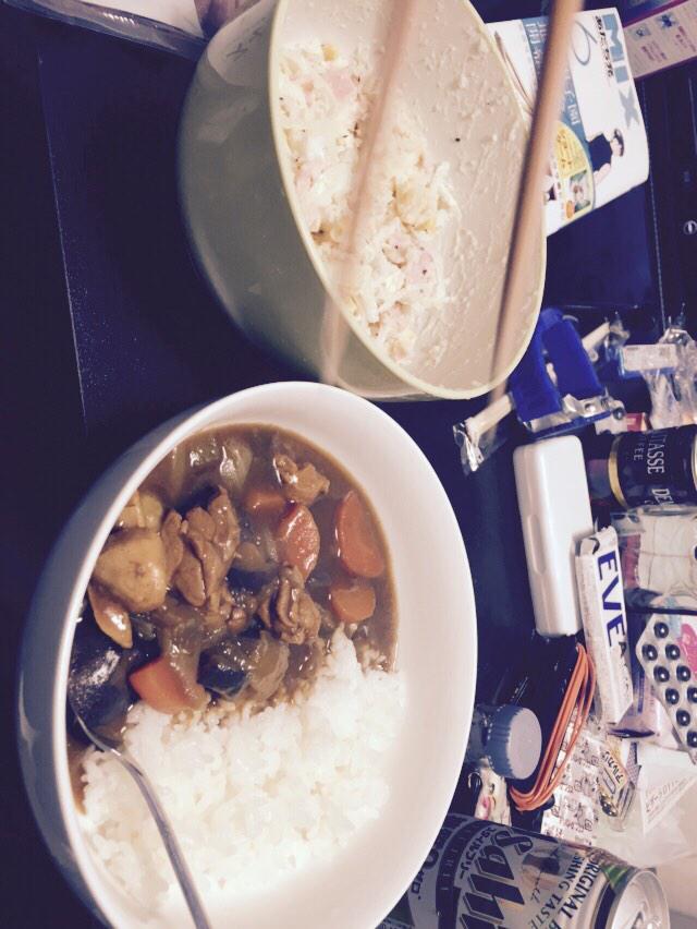 acharix's tweet photo. カレーに飽き飽きしてた日々だったけど、昨日は久しぶりに作った♡ http://t.co/qeHl4XfObG