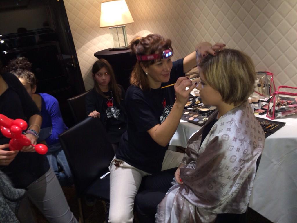 LESROISDUMONDE's tweet photo. #NOELLRDM au @PDG_Paris http://t.co/IAN2qMscI7