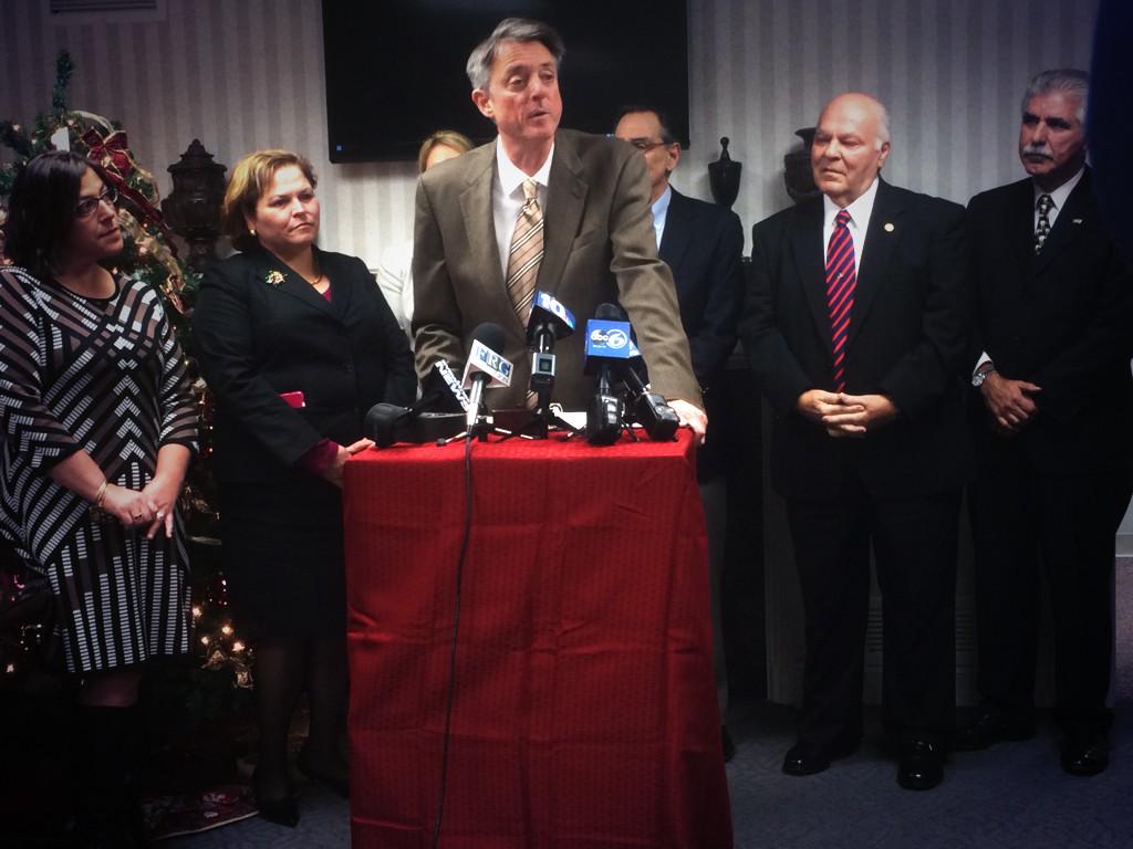 SamSutterMayor's tweet image. Sam announcing his transition team so we can begin moving #FallRiver forward! #mapoli