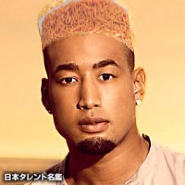 טוויטר 柏原竜二 בטוויטר 関口メンディさんの髪の毛がラーメンに見えてくる