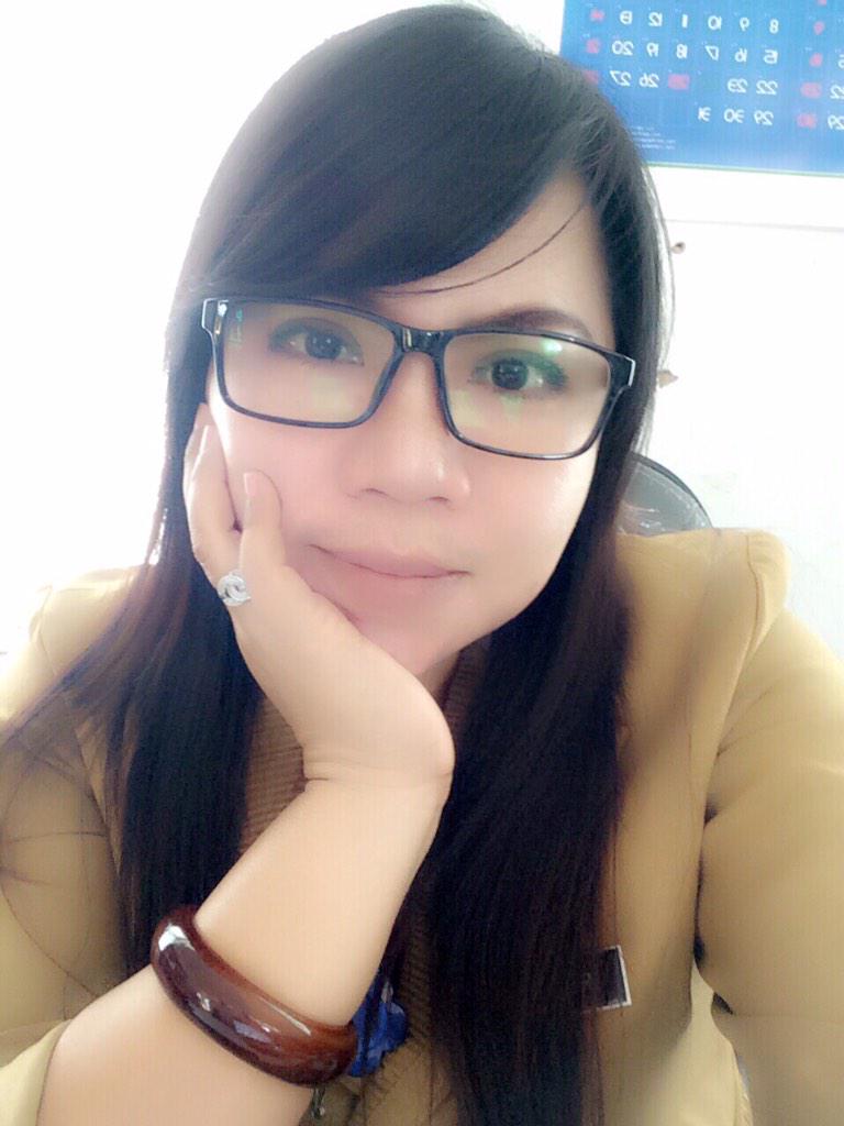 Ri33Na's tweet photo. My new style☺️☺️ http://t.co/6JgO2c08Q6