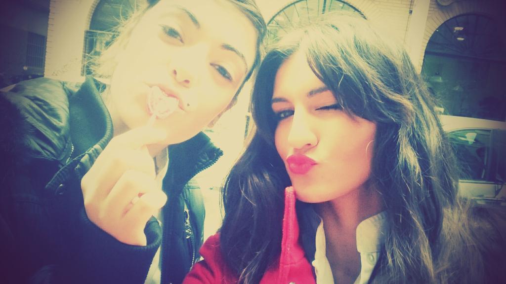 laura__star's tweet photo. Cómo la quiero yo @MajoRoblees http://t.co/4qETbynoty