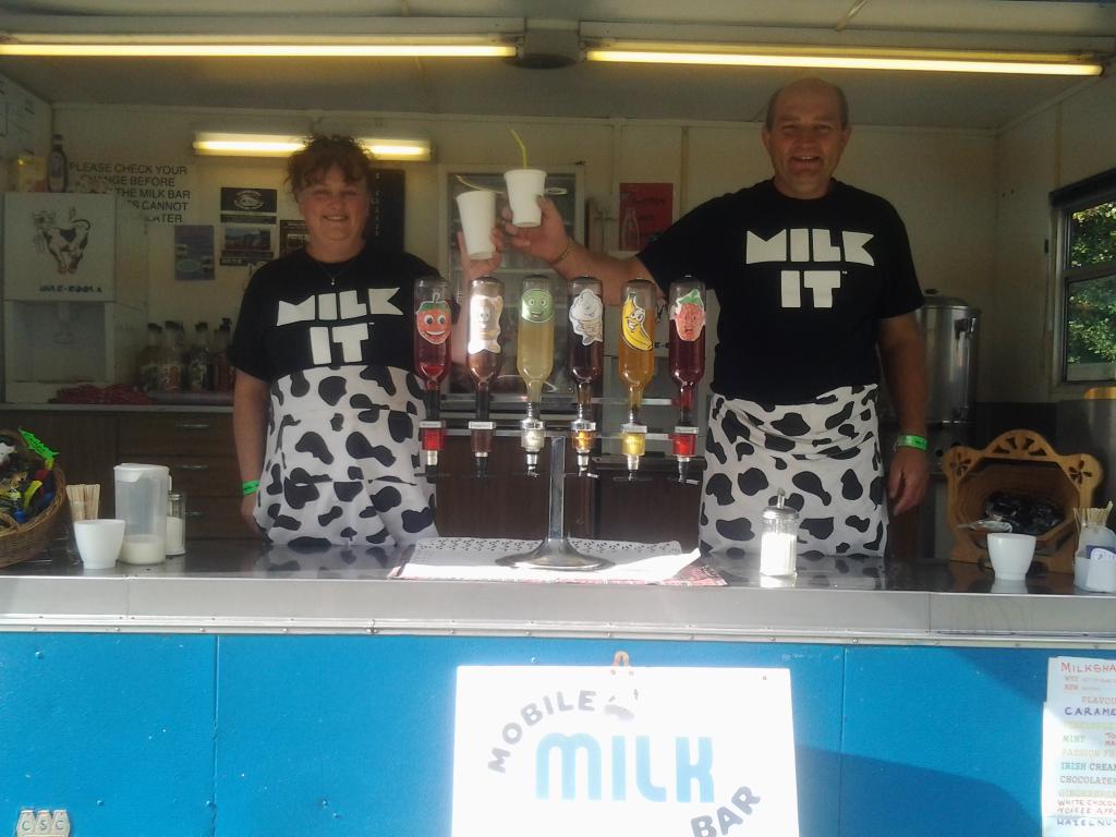 “@mobilemilkbar: We would like to wish our #customers a #merrychristmas ”