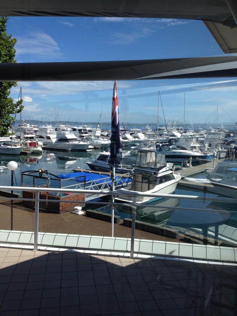 VOnthebay's tweet photo. Christmas Eve and all is still ! #portstephens I'm sure #Nelson bay will soon be full ! http://t.co/FQCNtldIGX