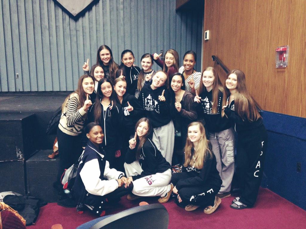 Mackenziekatz21's tweet photo. First share day 🎉 👯 #level1s http://t.co/I9lonV7b6V