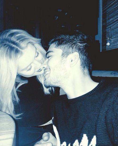 lightningcherx's tweet photo. #25daysofLittleMix
DAY 23: FAVOURITE SHIP ❤ @LittleMix 
my fave is Zerrie ❤ http://t.co/SKUyudSidl